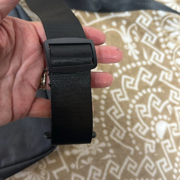 R-Beat canvas  Sling-Crossbody Bag - Picture 4 of 10